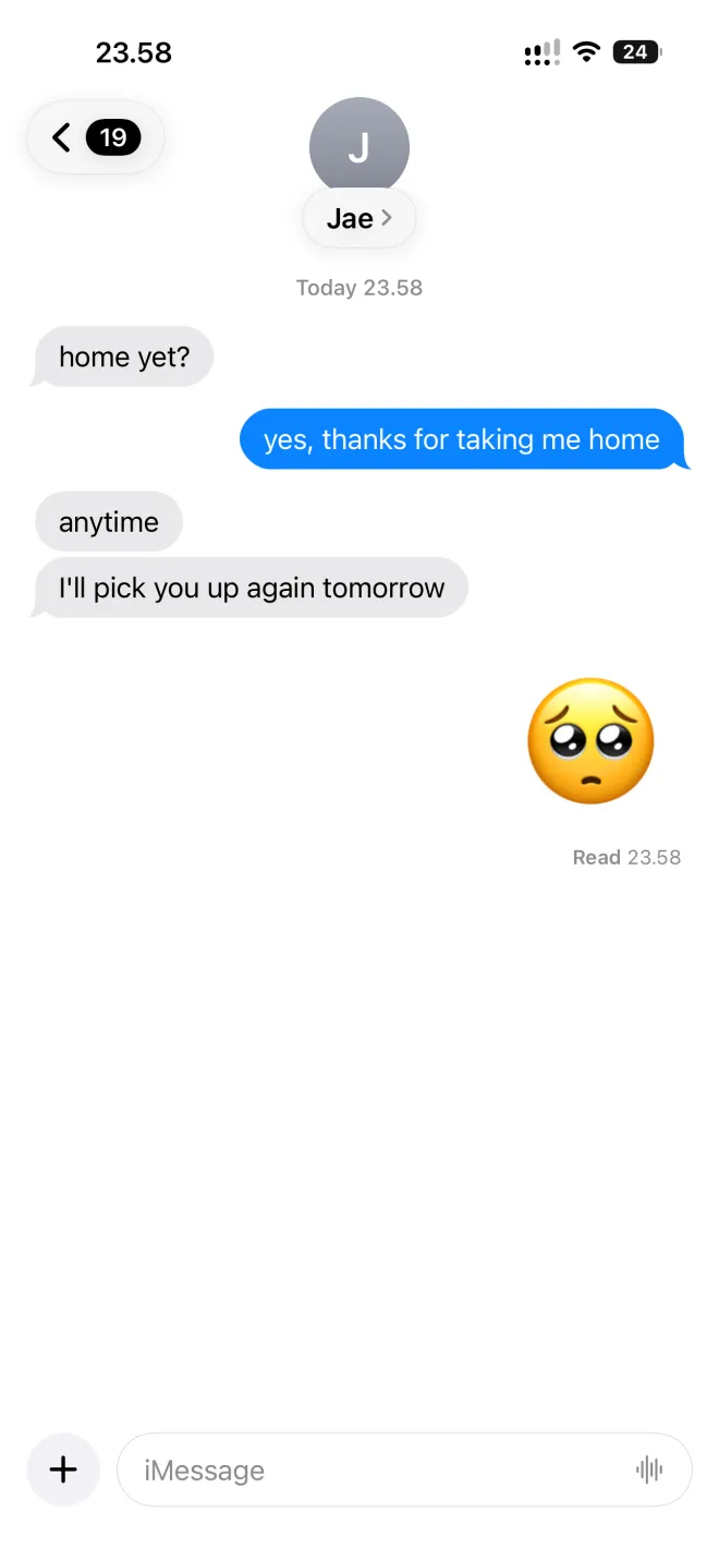 The same chat in iMessage